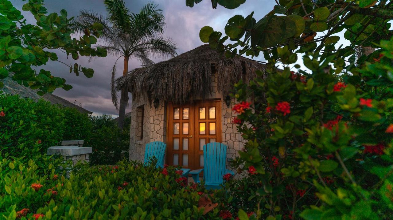 The Spa Retreat Boutique Hotel Negril Exterior photo